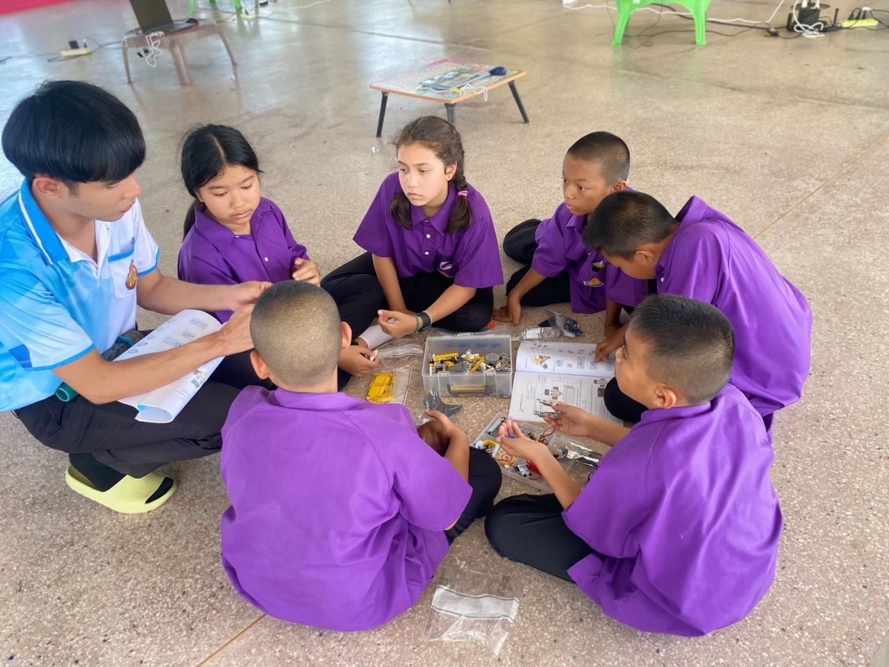 Ban Tha Luang School in the CONNEXT ED project adopts a learn-play approach with a focus on developing thinking processes through "STEM CODING."